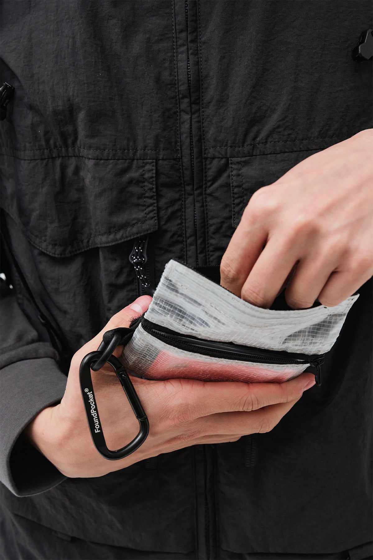 UTILITY CLIP POUCH